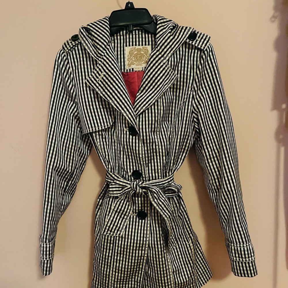 Esprit waterproof coat